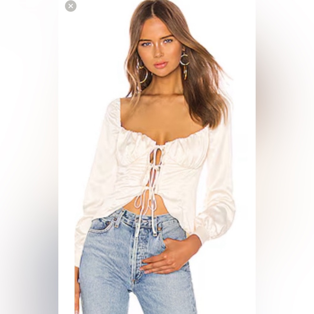 Waldorf Top
MAJORELLE
Color: Ivory
Size: XS